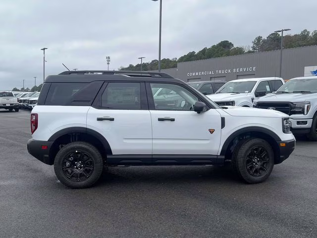 2025 Oxford White Ford Bronco Sport Badlands 4X4 SUV