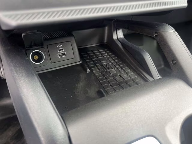 2025 Oxford White Ford Bronco Sport Badlands 4X4 SUV