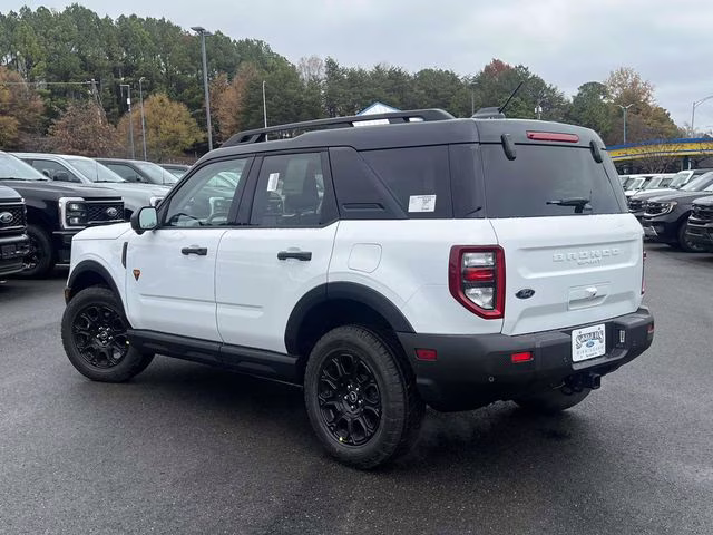 2025 Oxford White Ford Bronco Sport Badlands 4X4 SUV
