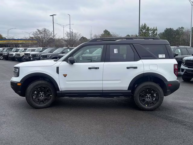 2025 Oxford White Ford Bronco Sport Badlands 4X4 SUV