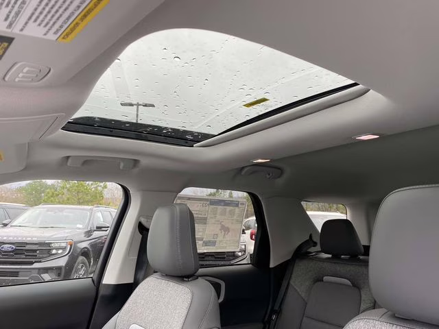 2025 Oxford White Ford Bronco Sport Badlands 4X4 SUV