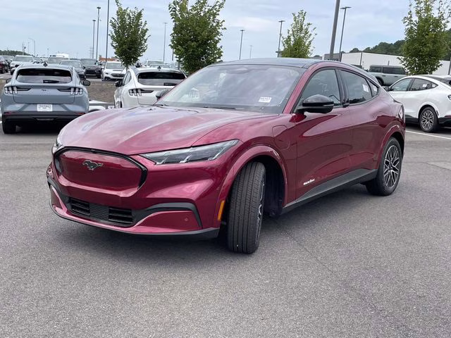 2025 Molten Magenta Metallic Tinted Clearcoat Ford Mustang Mach-E Premium RWD SUV