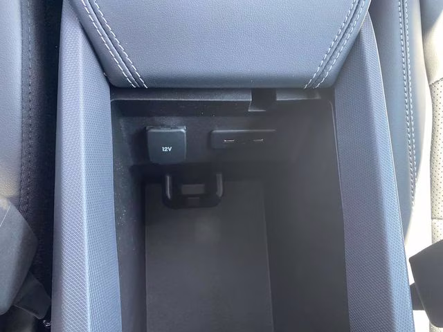 2025 Star White Metallic Tri-Coat Ford Mustang Mach-E Premium RWD SUV