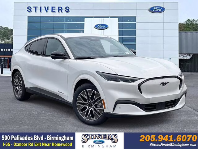 2025 Star White Metallic Tri-Coat Ford Mustang Mach-E Premium RWD SUV