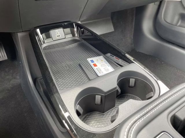 2025 Star White Metallic Tri-Coat Ford Mustang Mach-E Premium RWD SUV