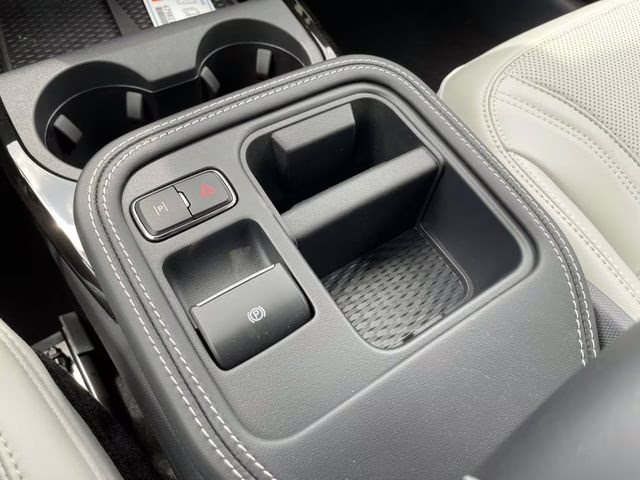 2025 Star White Metallic Tri-Coat Ford Mustang Mach-E Premium RWD SUV