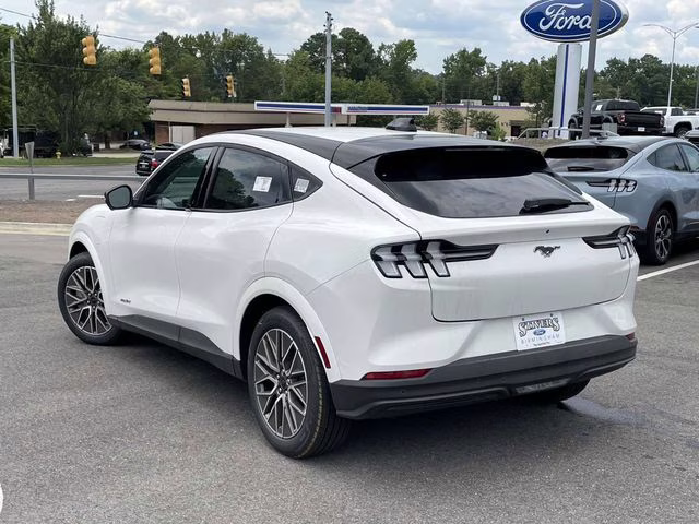 2025 Star White Metallic Tri-Coat Ford Mustang Mach-E Premium RWD SUV