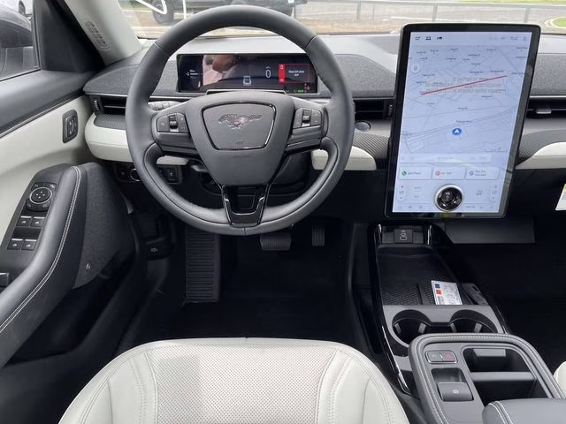 2025 Star White Metallic Tri-Coat Ford Mustang Mach-E Premium RWD SUV