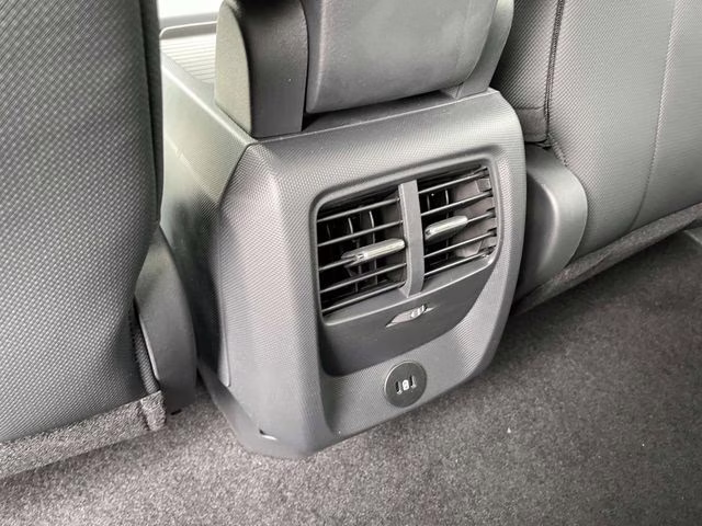 2025 Star White Metallic Tri-Coat Ford Mustang Mach-E Premium RWD SUV