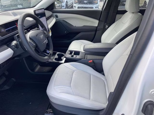 2025 Star White Metallic Tri-Coat Ford Mustang Mach-E Premium AWD SUV