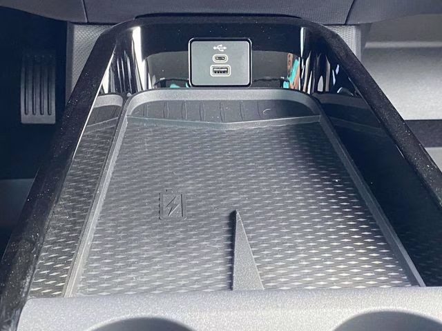 2025 Star White Metallic Tri-Coat Ford Mustang Mach-E Premium AWD SUV