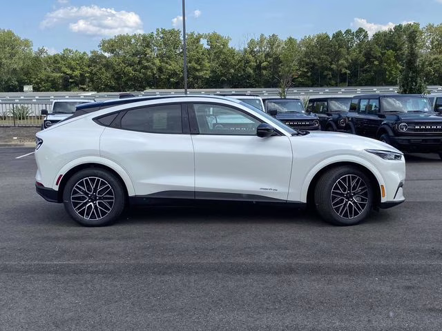 2025 Star White Metallic Tri-Coat Ford Mustang Mach-E Premium AWD SUV