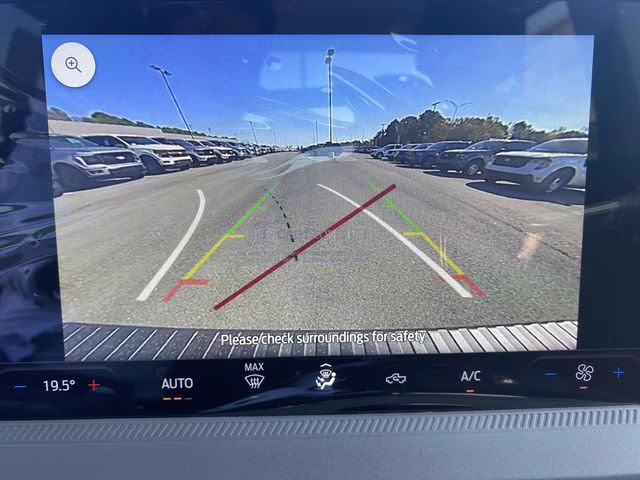 2025 Oxford White Ford Maverick XL FWD Truck