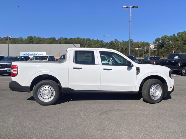 2025 Oxford White Ford Maverick XL FWD Truck