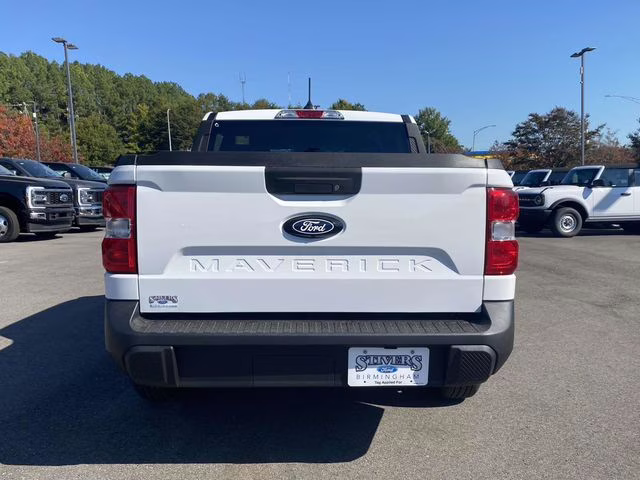 2025 Oxford White Ford Maverick XL FWD Truck