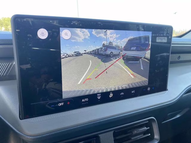 2026 Space White Metallic Ford Maverick XL FWD Truck