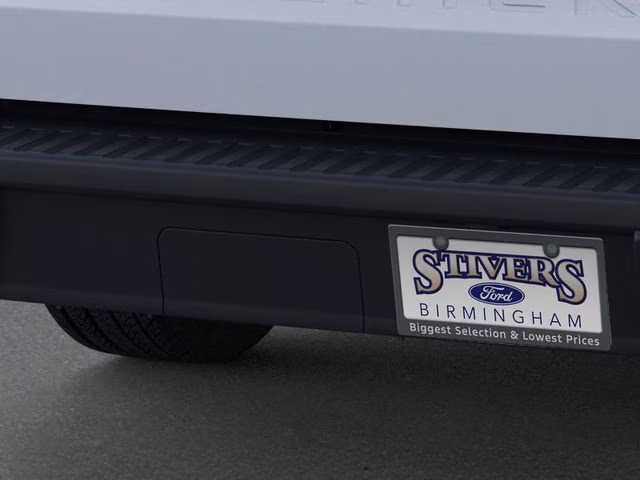 2026 Space White Metallic Ford Maverick XL FWD Truck