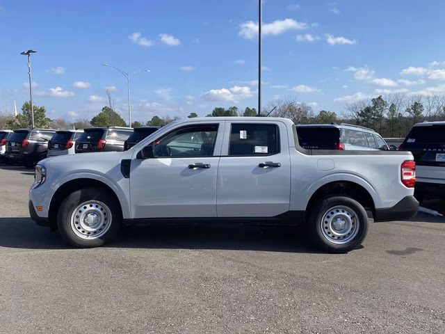 2026 Space White Metallic Ford Maverick XL FWD Truck