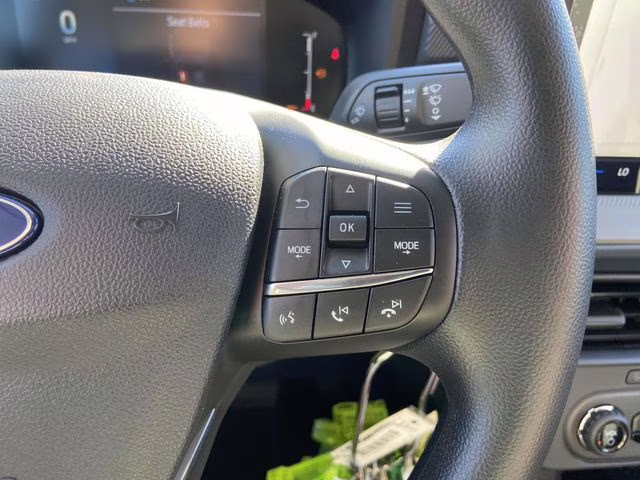 2025 Oxford White Ford Maverick XL FWD Truck