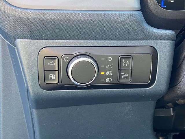 2025 Oxford White Ford Maverick XL FWD Truck