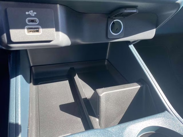 2025 Oxford White Ford Maverick XL FWD Truck