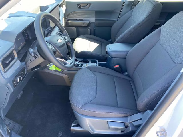 2025 Oxford White Ford Maverick XL FWD Truck