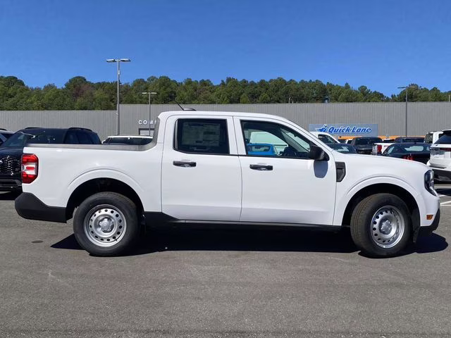 2025 Oxford White Ford Maverick XL FWD Truck