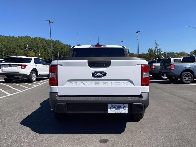 2025 Oxford White Ford Maverick XL FWD Truck