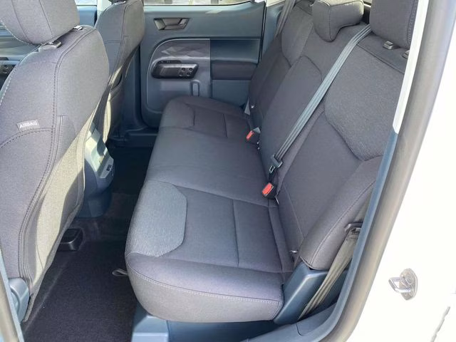 2025 Oxford White Ford Maverick XL AWD Truck