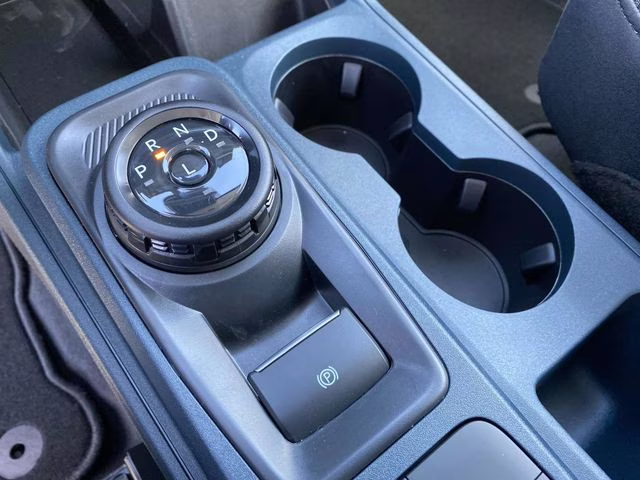 2025 Oxford White Ford Maverick XL AWD Truck