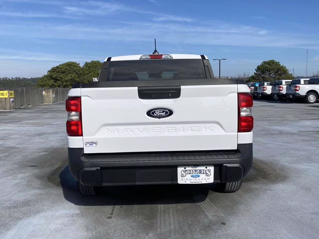 2025 Oxford White Ford Maverick XL AWD Truck