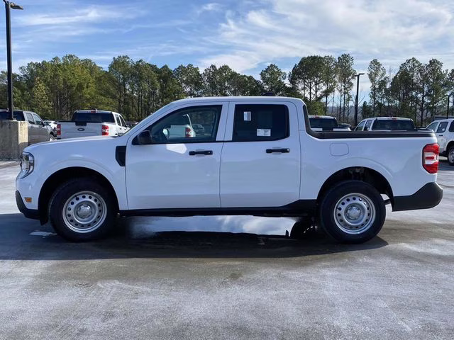 2025 Oxford White Ford Maverick XL AWD Truck