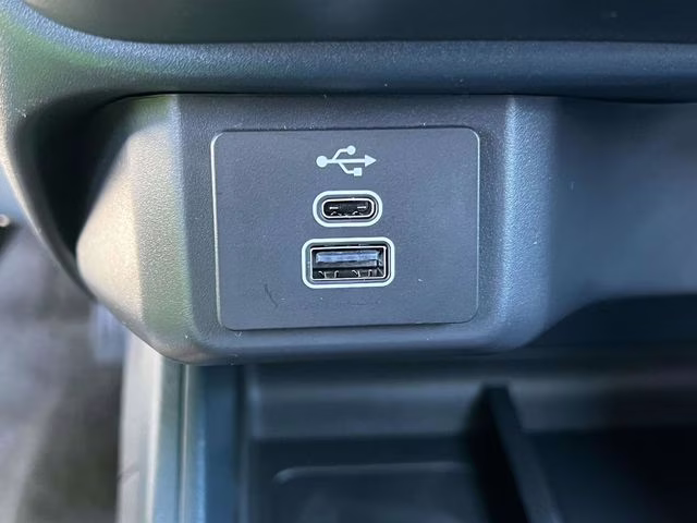 2026 White Metallic Ford Maverick XL AWD Truck