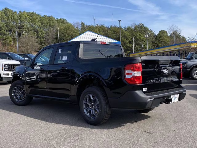 2026 Shadow Black Ford Maverick XLT FWD Truck
