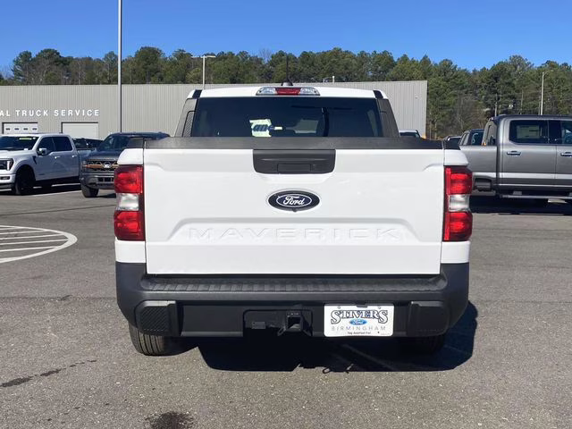 2026 Oxford White Ford Maverick XLT FWD Truck