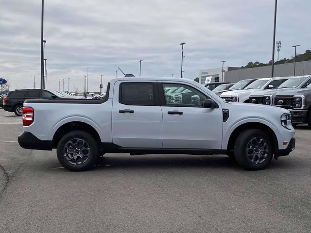 2026 White Metallic Ford Maverick XLT FWD Truck