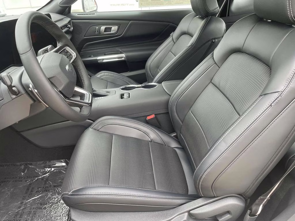 2025 Wimbledon White Ford Mustang GT Premium RWD Coupe