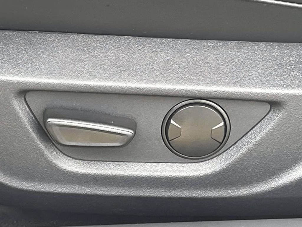 2025 Wimbledon White Ford Mustang GT Premium RWD Coupe