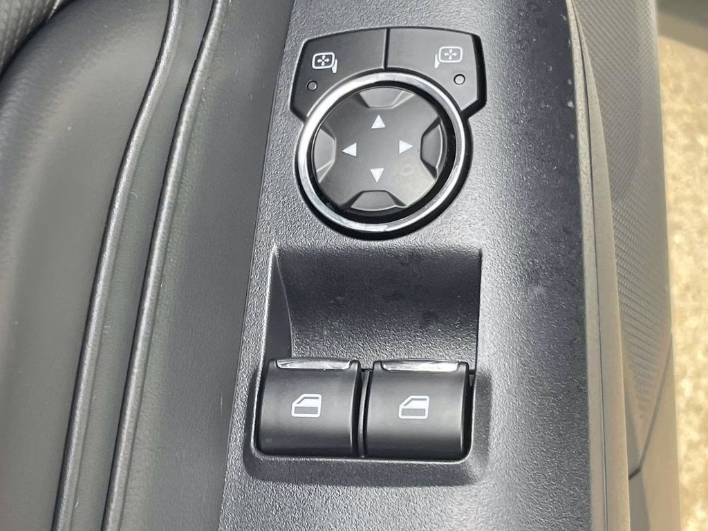 2025 Wimbledon White Ford Mustang GT Premium RWD Coupe