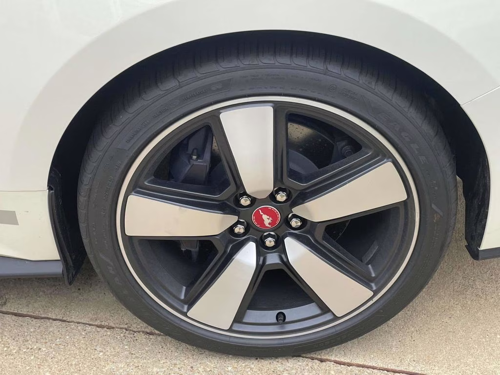 2025 Wimbledon White Ford Mustang GT Premium RWD Coupe