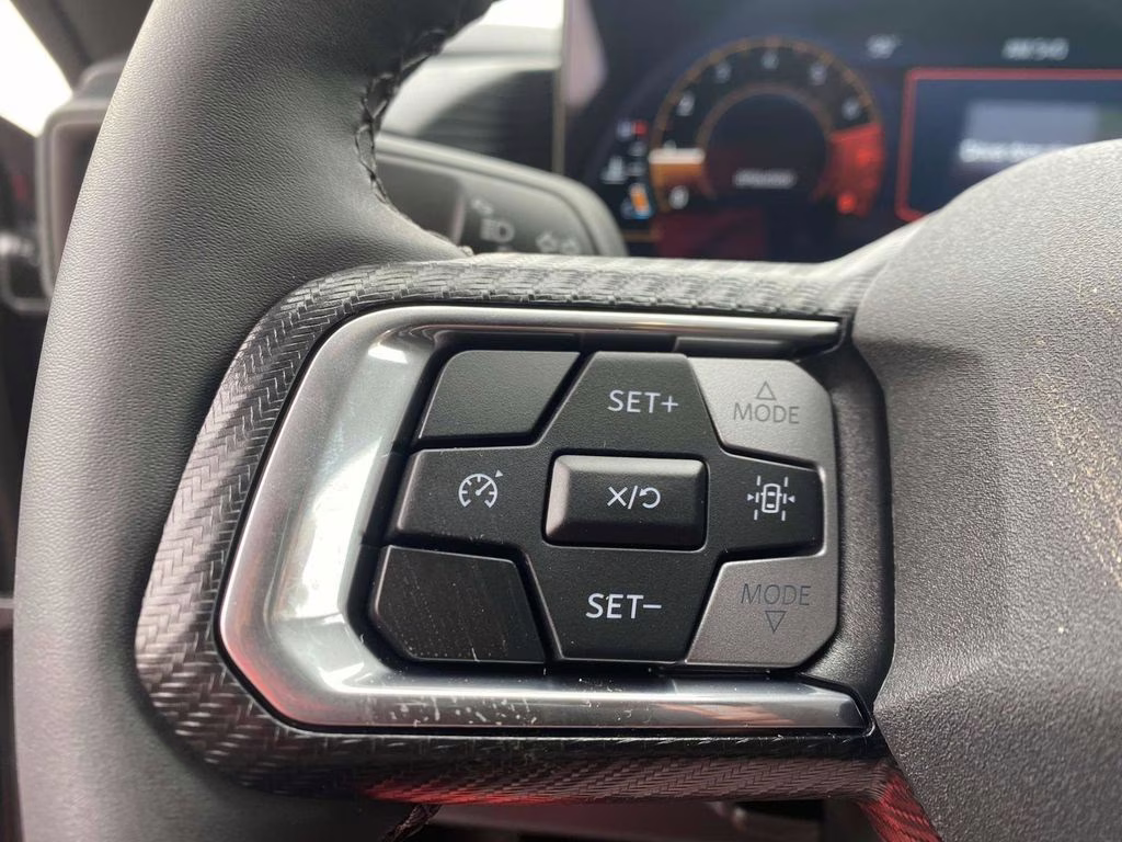 2025 Oxford White Ford Mustang EcoBoost RWD Coupe