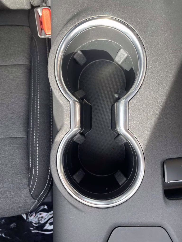 2026 Oxford White Ford Mustang EcoBoost RWD Coupe