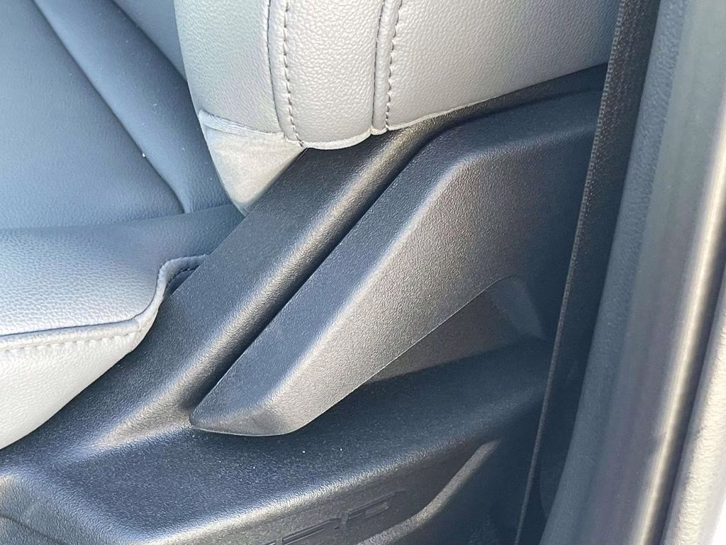 2025 Oxford White Ford Super Duty F-350 SRW XL RWD Chassis