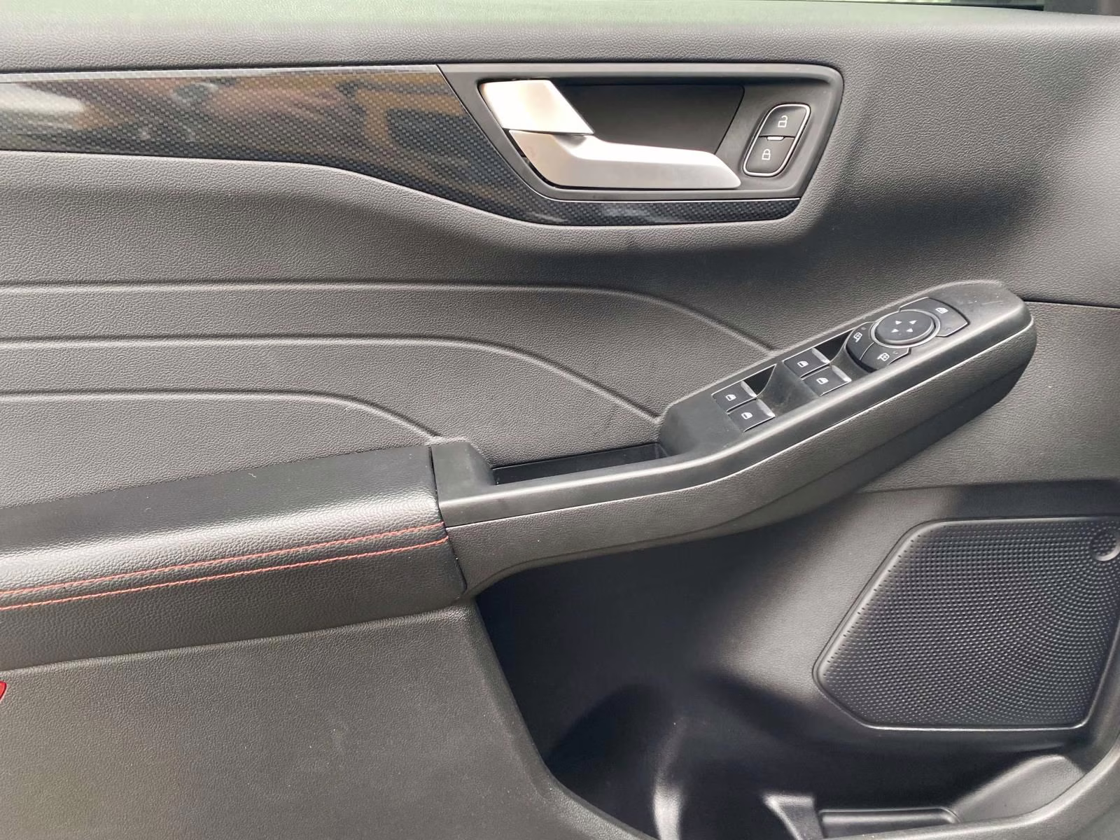 2023 Silver Metallic Ford Escape ST-Line FWD SUV