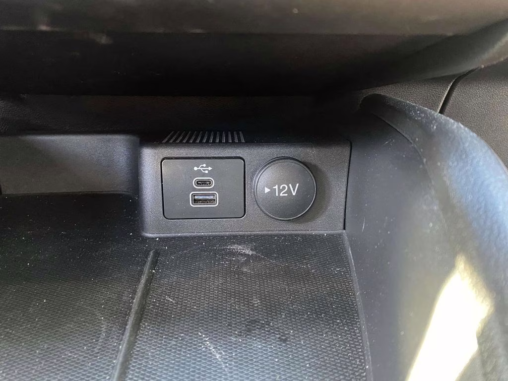 2025 Carbonized Gray Metallic Ford Escape Hybrid ST-Line FWD SUV