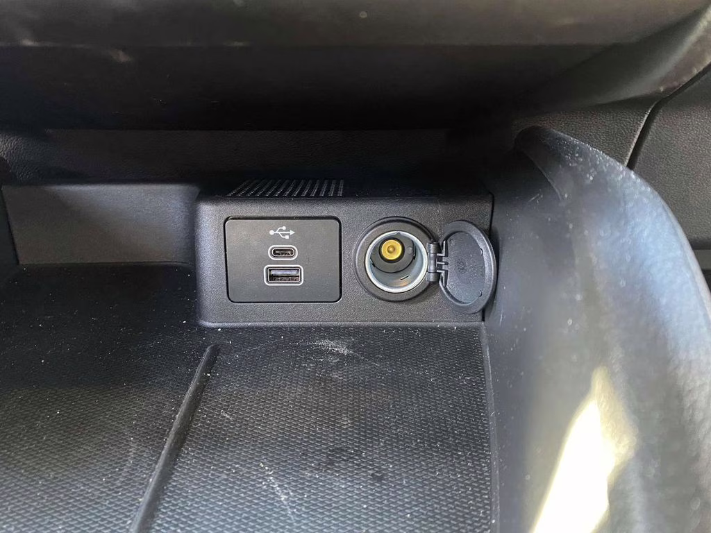 2025 Carbonized Gray Metallic Ford Escape Hybrid ST-Line FWD SUV