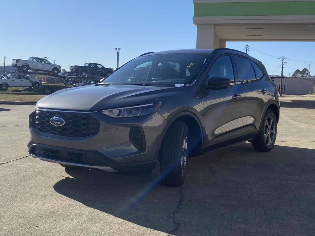 2025 Carbonized Gray Metallic Ford Escape Hybrid ST-Line FWD SUV