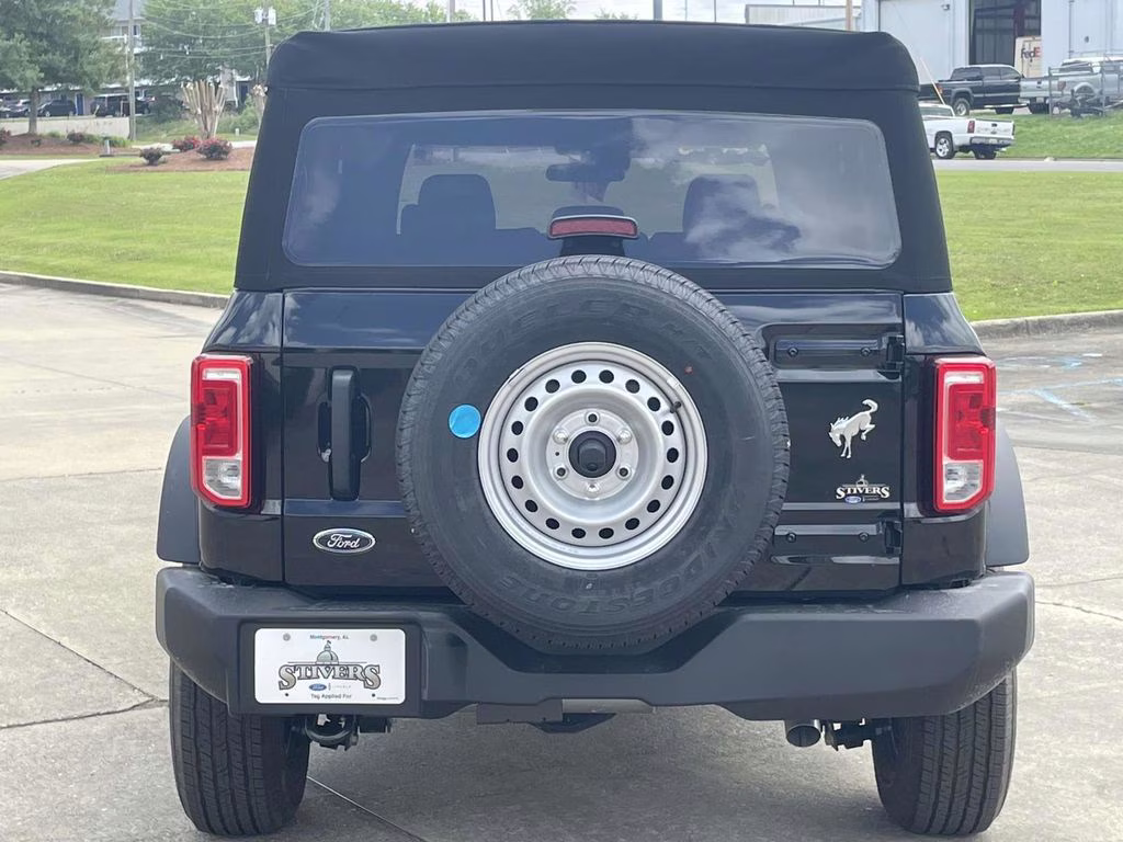 2025 Shadow Black Ford Bronco Base 4X4 SUV