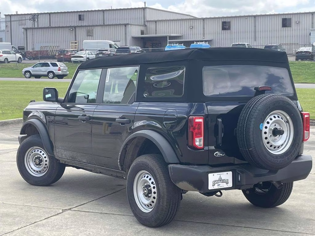 2025 Shadow Black Ford Bronco Base 4X4 SUV