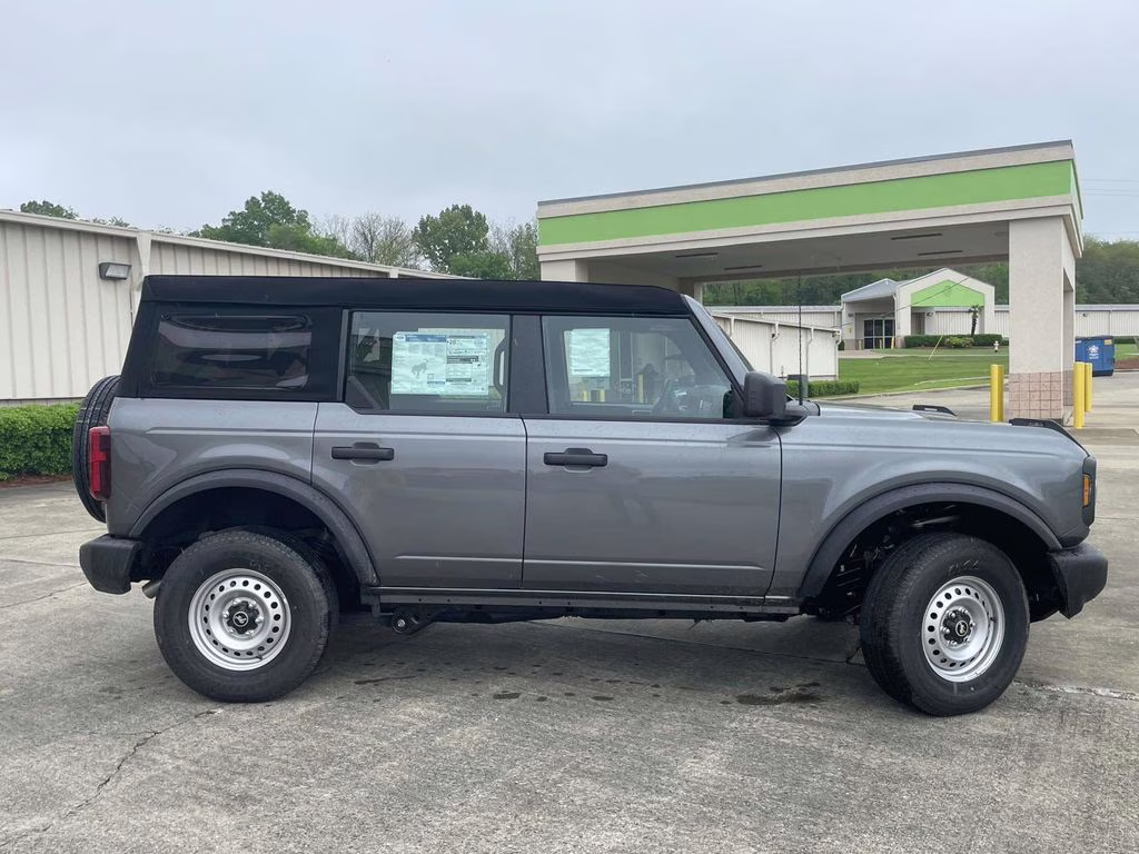 2025 Carbonized Gray Metallic Ford Bronco Base 4X4 SUV